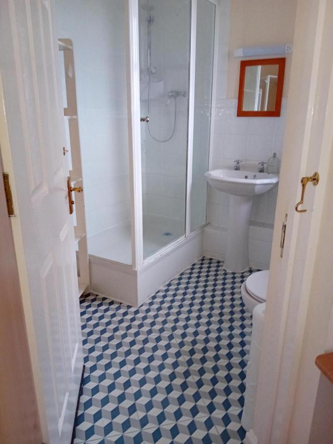 Ensuite Double Room London Exterior photo